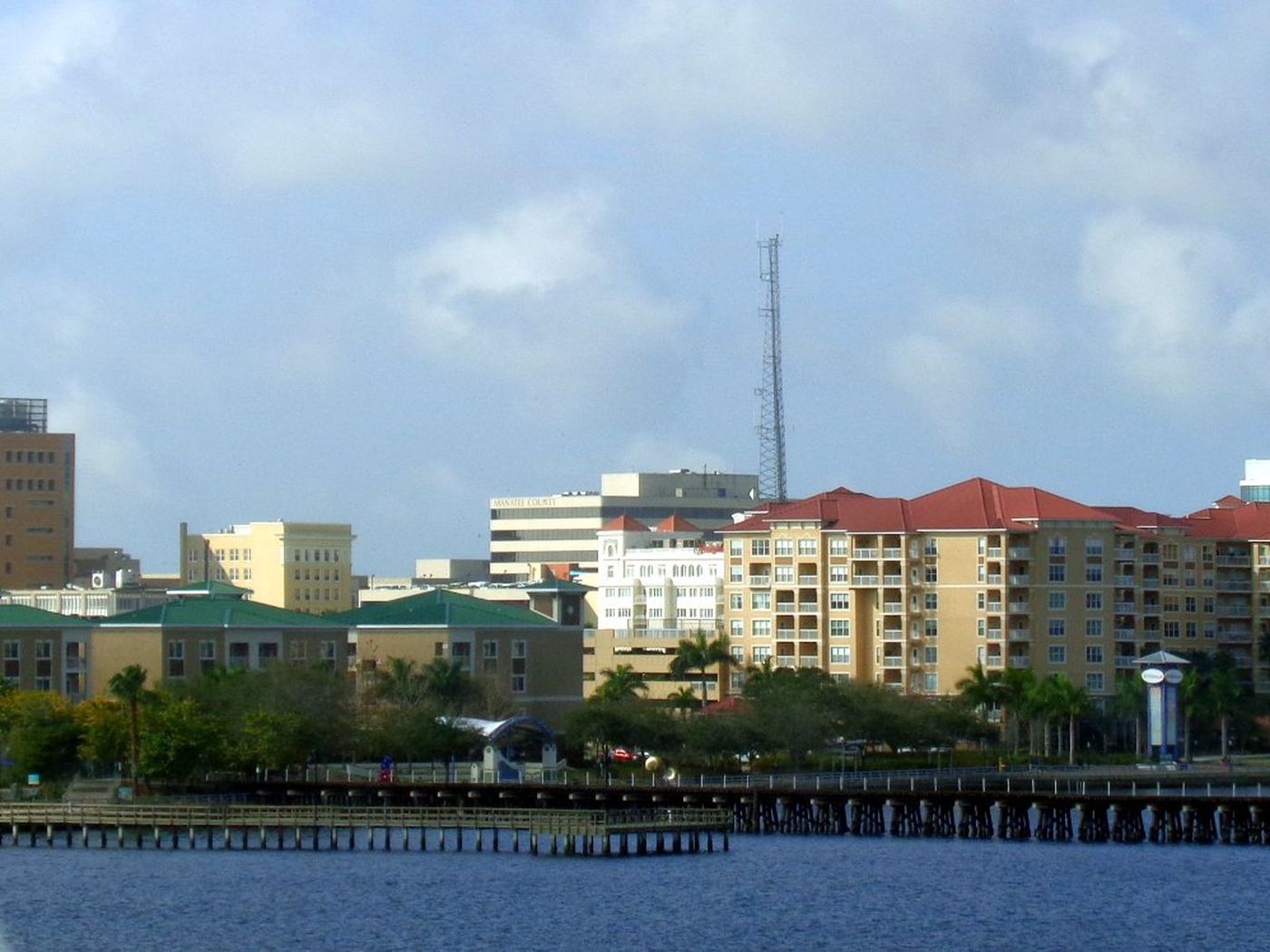 Downtown Bradenton street view