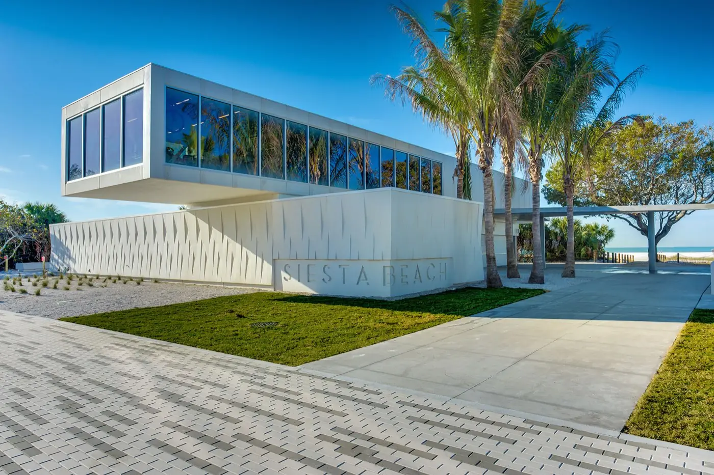 The beach pavilion and white quartz sand at Siesta Key Beach